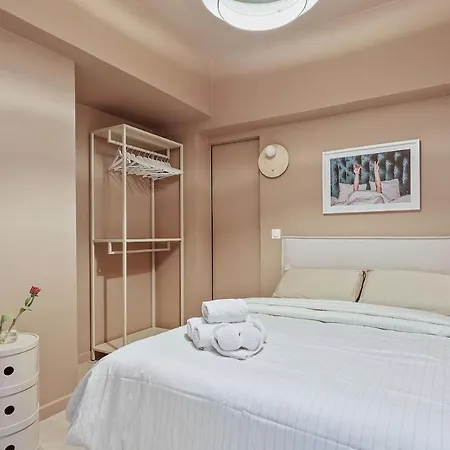 French House Villa Paris